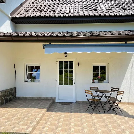 Holiday Usadba Ferienhaus Novoselitsa (Zakarpattia)